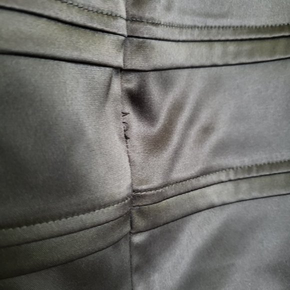 Silky Calvin Klein LBD - Picture 6 of 6